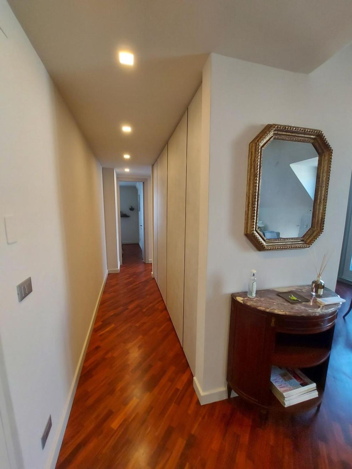 Apartment An Attic, Really Downtown 3 Genua